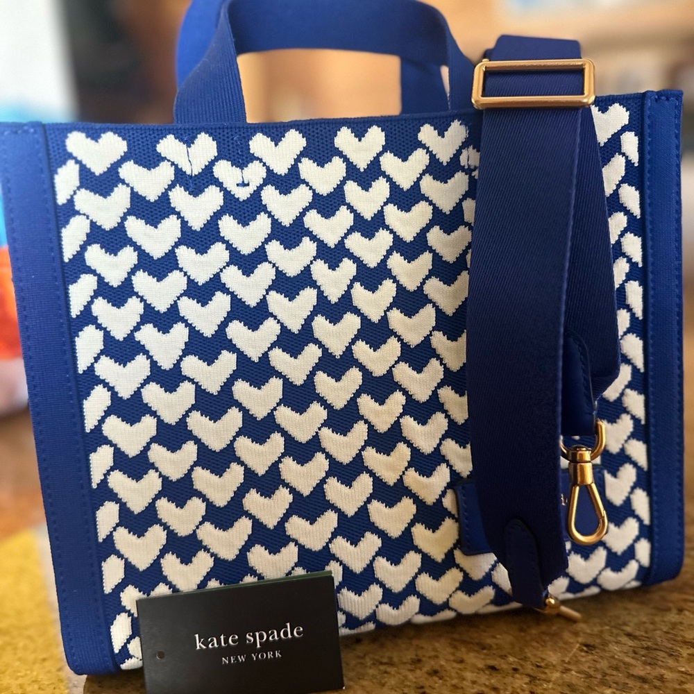 Kate Spade Manhattan Modernist Hearts Jacquard Small Tote, Bluecolor BRAND NEW - Picture 2 of 6